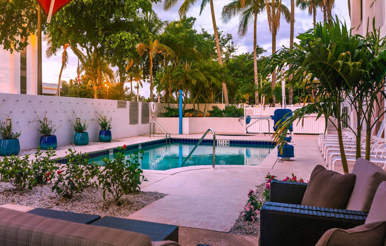 Courtyard By Marriott - Naples Hotel Luaran gambar